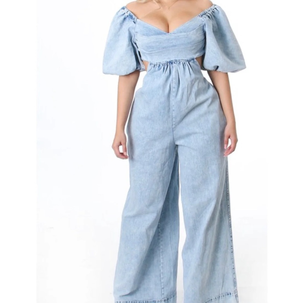 Vici Light Blue Denim Jumpsuit - EUC - Large - CGM Viral - Picture 11 of 11